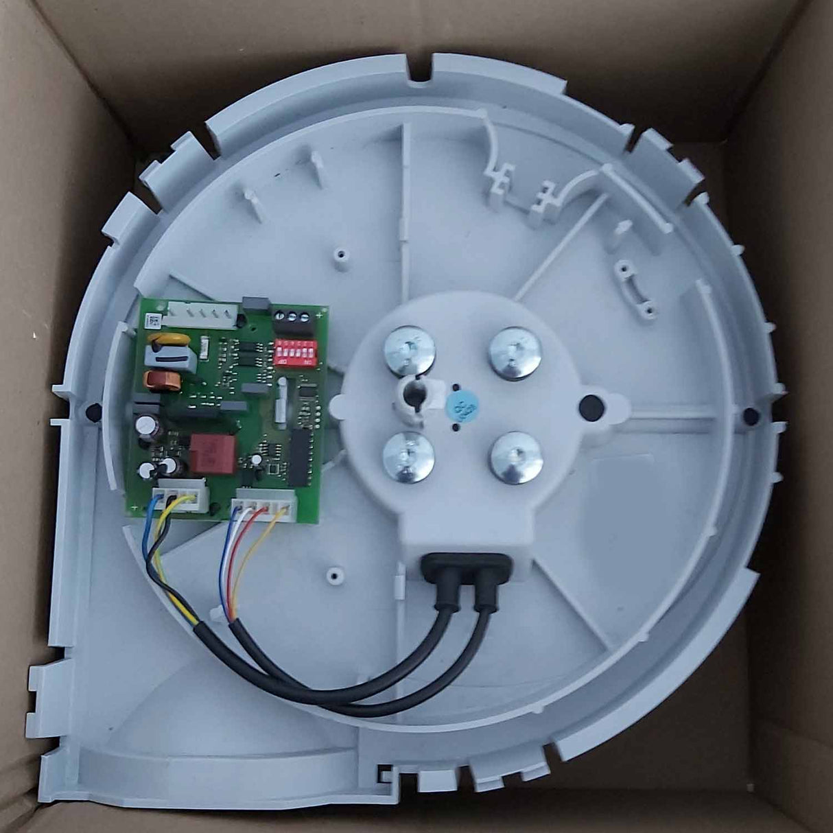 Repair overhaul of your ventilation motor R-vent Zehnder Comfofan bearings replaced